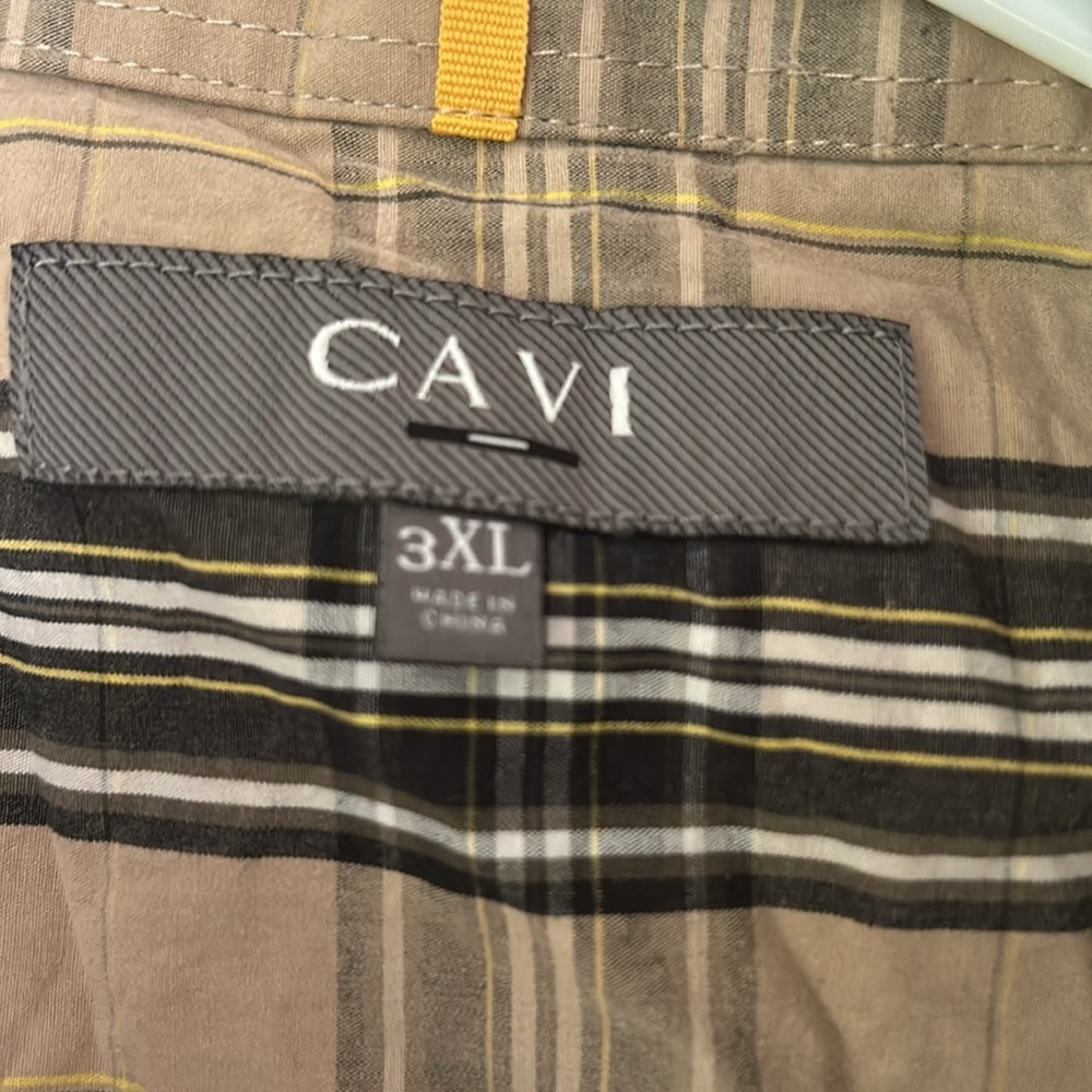 Cavi Button Down - Picture 5 of 10